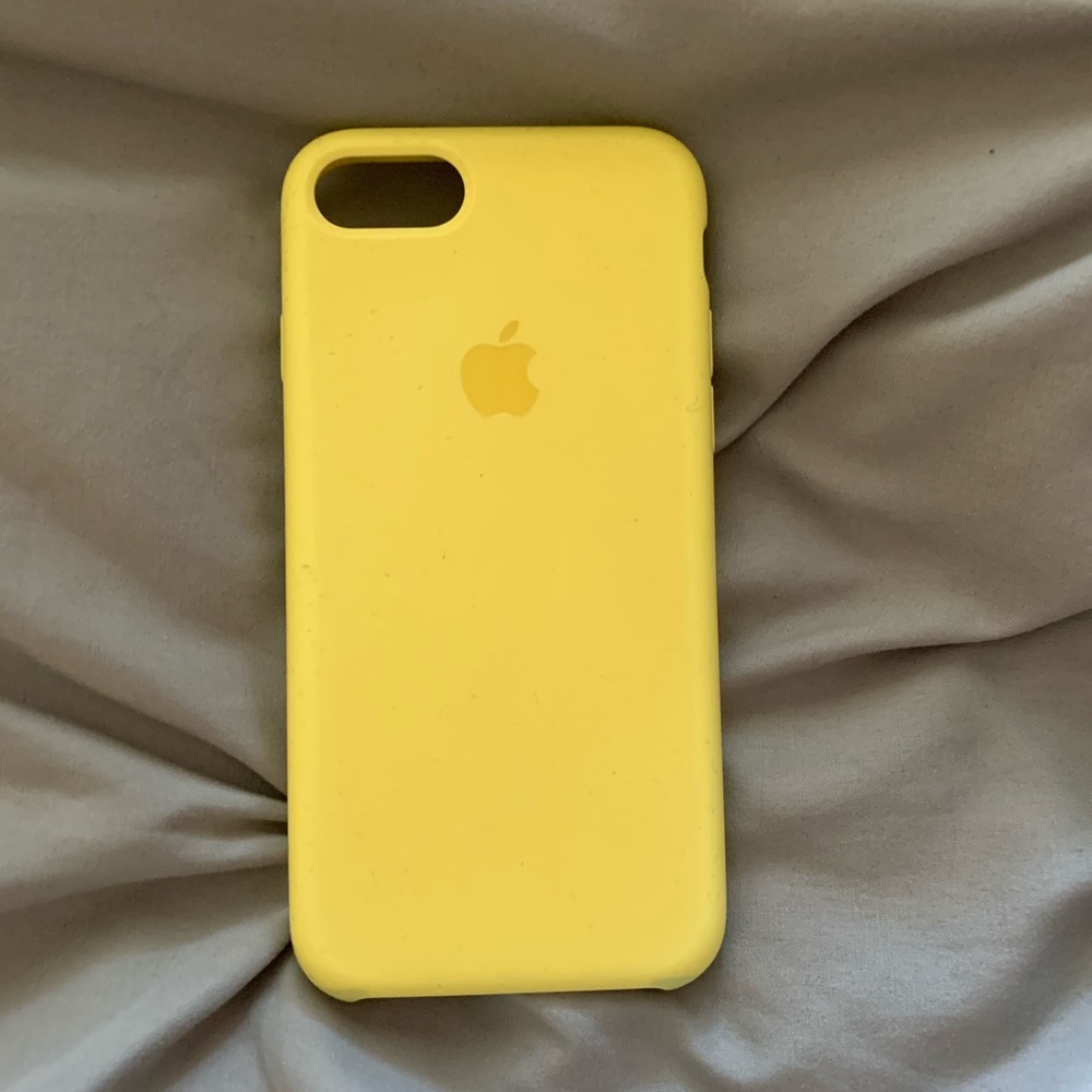Authentic yellow Apple case for iPhone 7/8